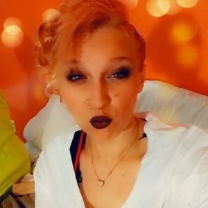 Meet your Posher, Ashlee